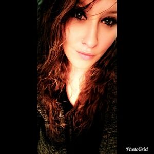 Meet your Posher, Shea